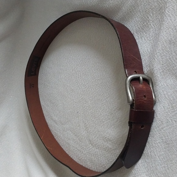 Levi's Leather Belt Size 42 - Picture 1 of 8